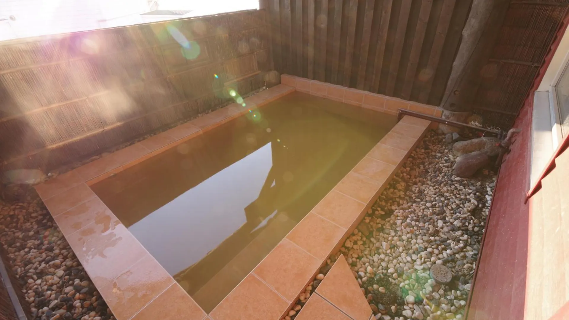 Shiretoko Kokun Kekun Hotel Utoro 2*,  Japan